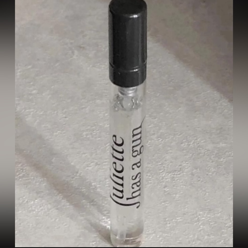Juliette Has a Gun Not a Perfum 5.5ml / 0.18oz Spray